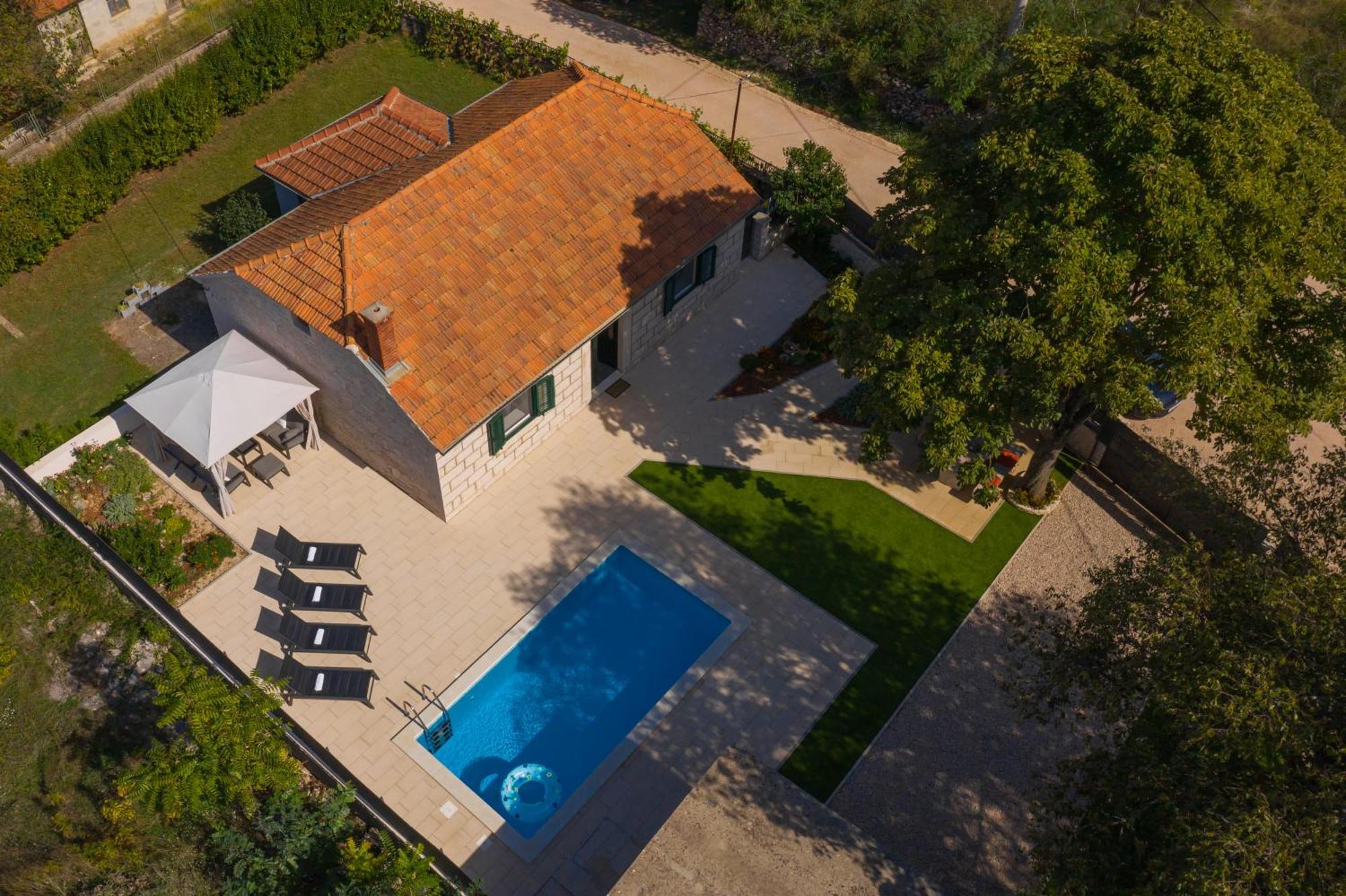 Pakovo Selo Experience Village Life - Jokini Dvori With Private Pool מראה חיצוני תמונה